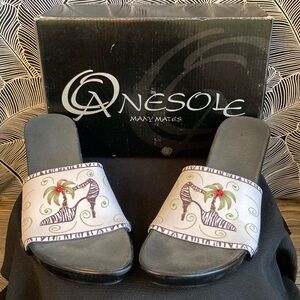 Onesole Many Mates Slide Sandals - Size 10